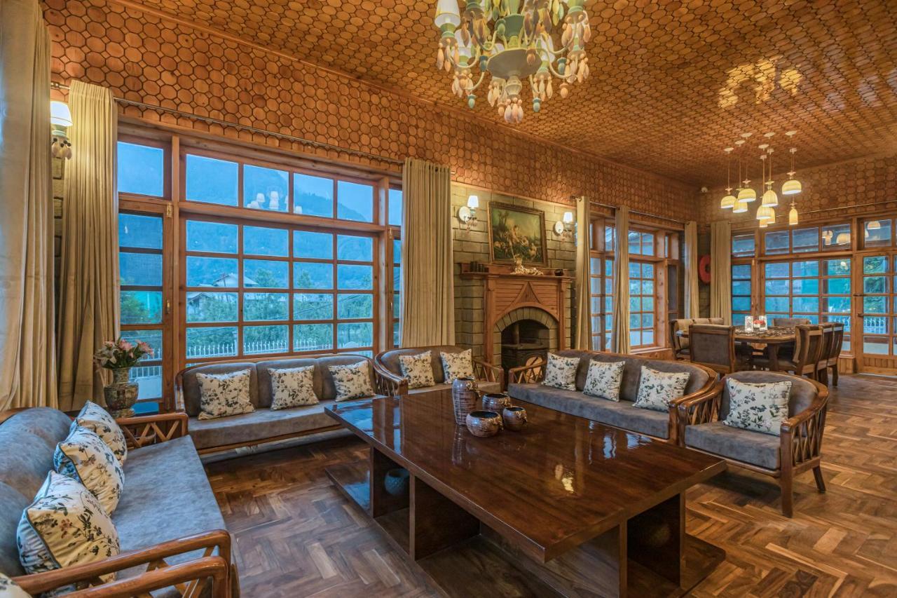 Saffronstays Monarch Manor, Manali - Regal Mansion Exterior photo
